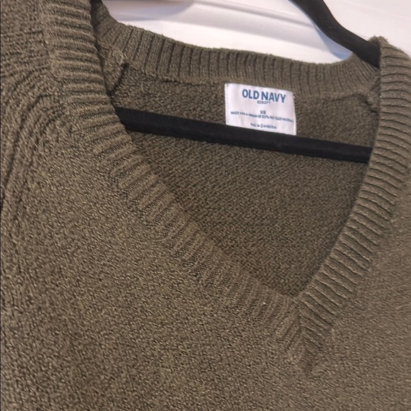 Old Navy Green V-Neck Sweater - Picture 3 of 5